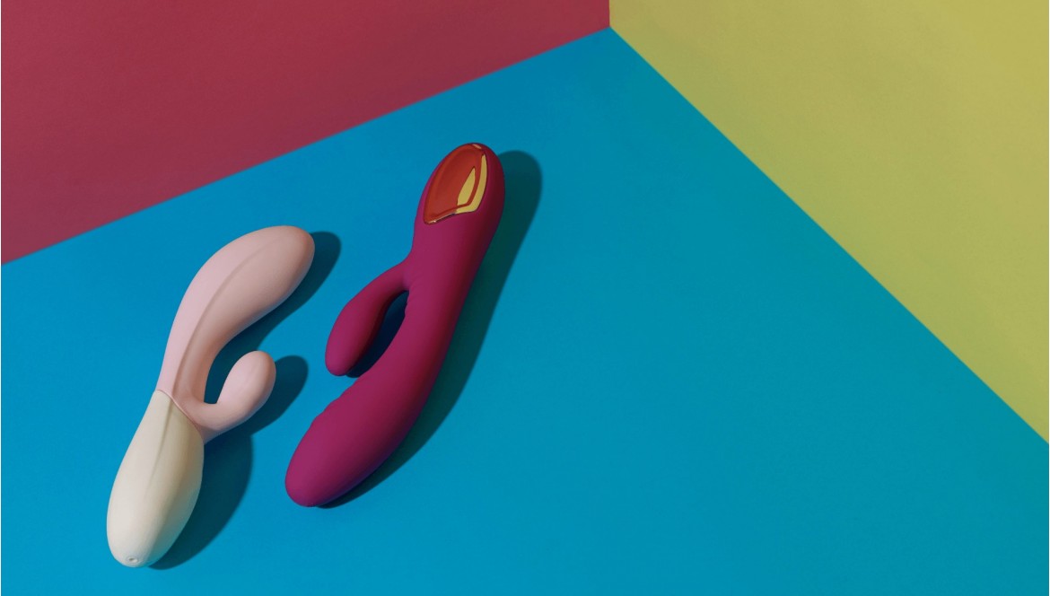 Pourquoi Utiliser un Sextoy Connecté en Couple ? Le Futur du Plaisir Partagé